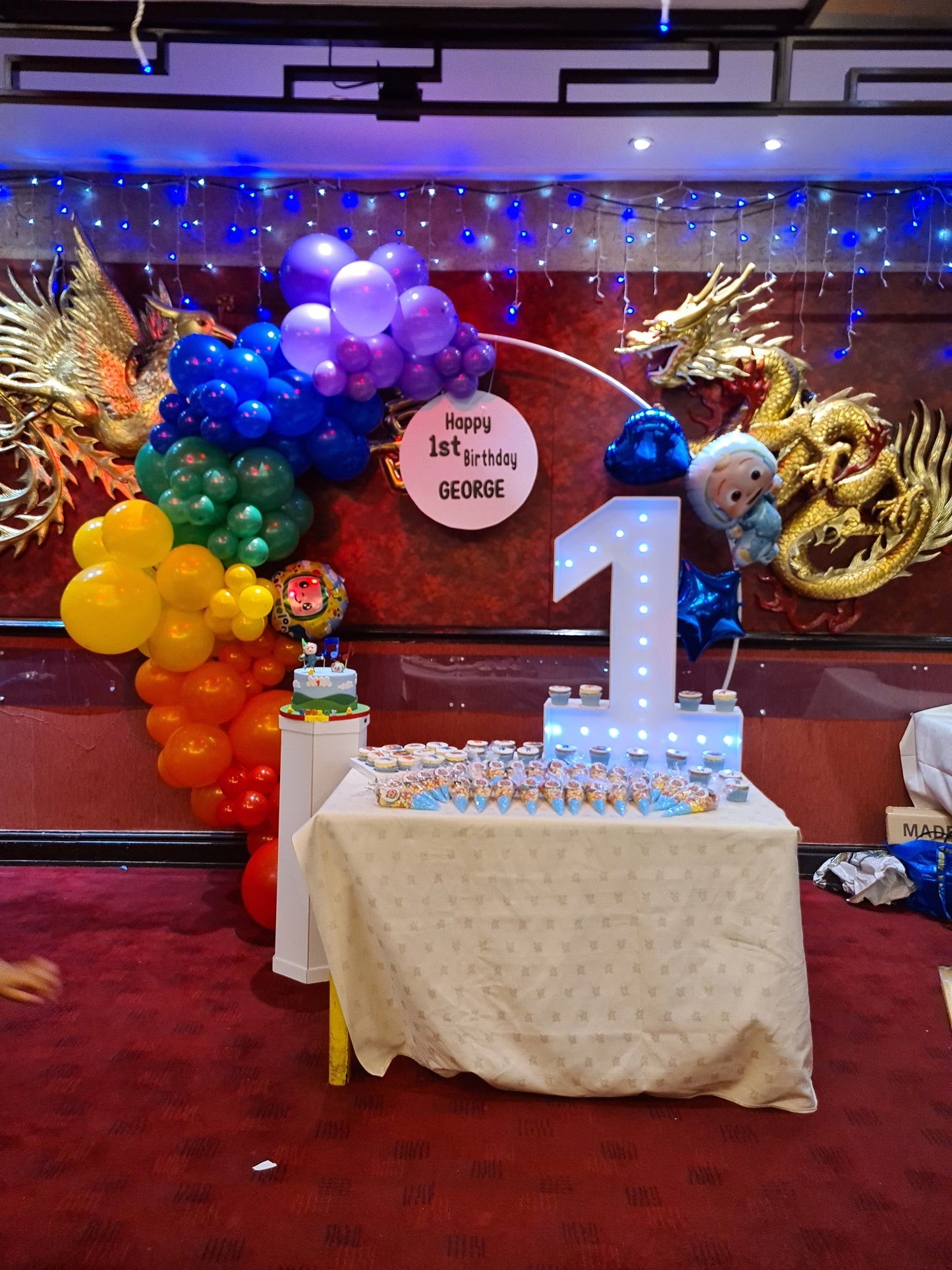 FoamBoard 86cm Numbers/Letters White with LED Lights, Light up numbers/letters, Giant light up numbers, partysign