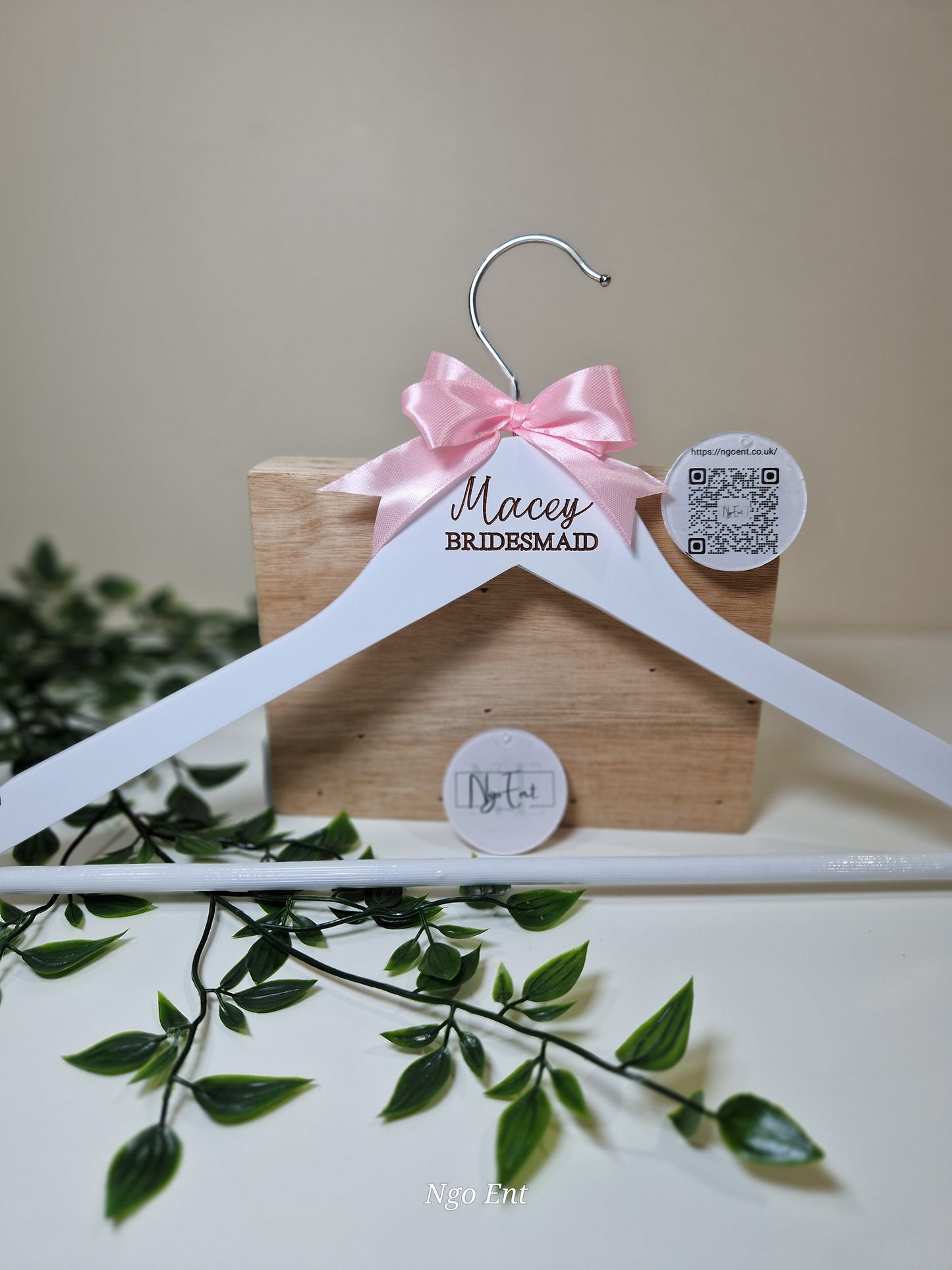 Elegant Personalized Bridal Hangers for Your Special Day Satin Ribbons